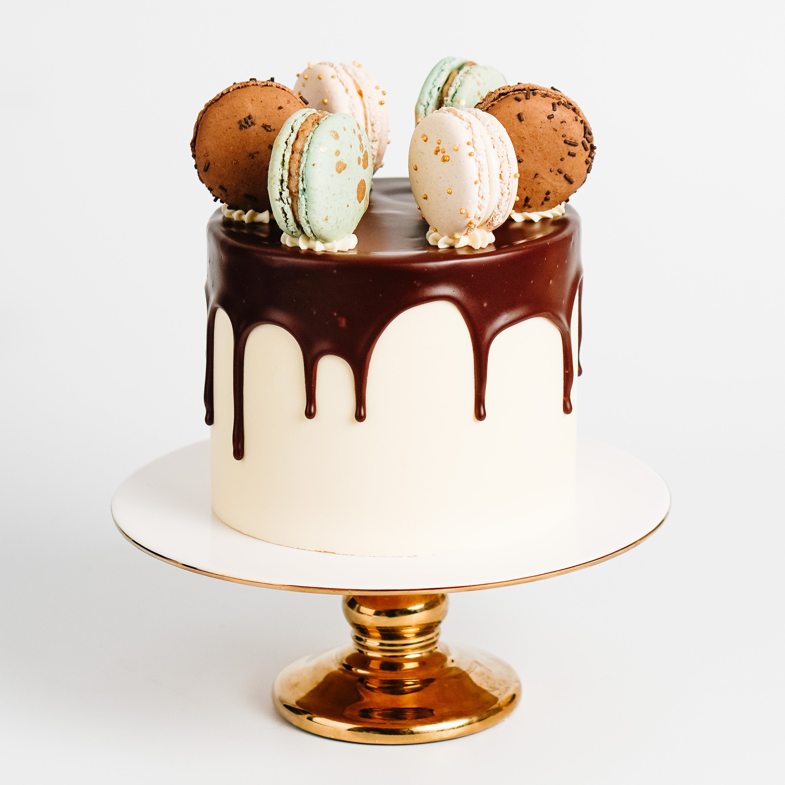 Macaron Cake