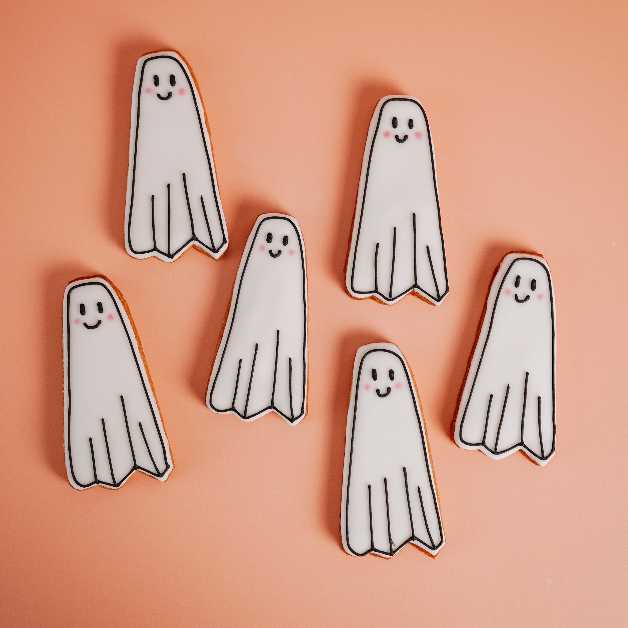 Treat or Treat: Vanilla Ghost Biscuit