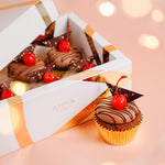 Load image into Gallery viewer, Milk Chocolate Christmas Cupcakes
