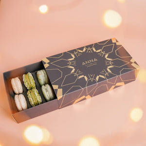 Shades of Green 12-piece Christmas Macaron Box