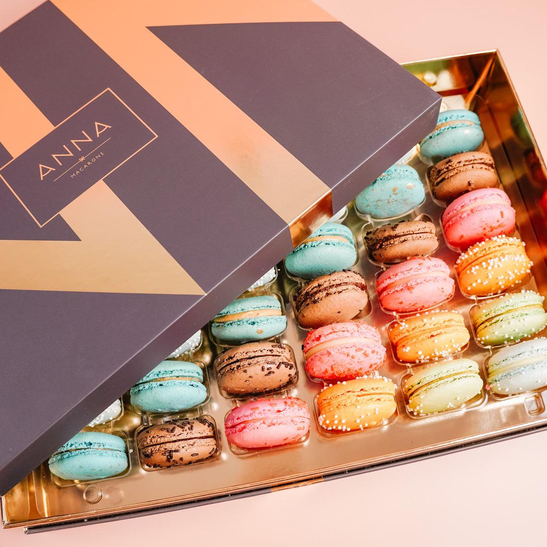 36-piece Classics Macaron Gift Box