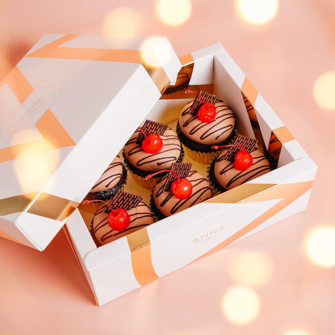 Chocolate &amp; Cherry Christmas Cupcakes