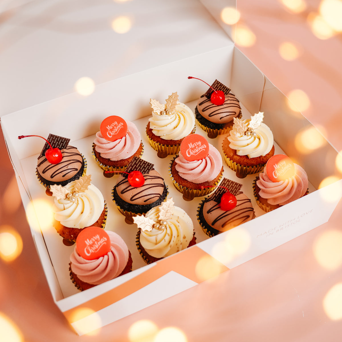 Christmas Cupcake Selection Box (12 Cupcakes)