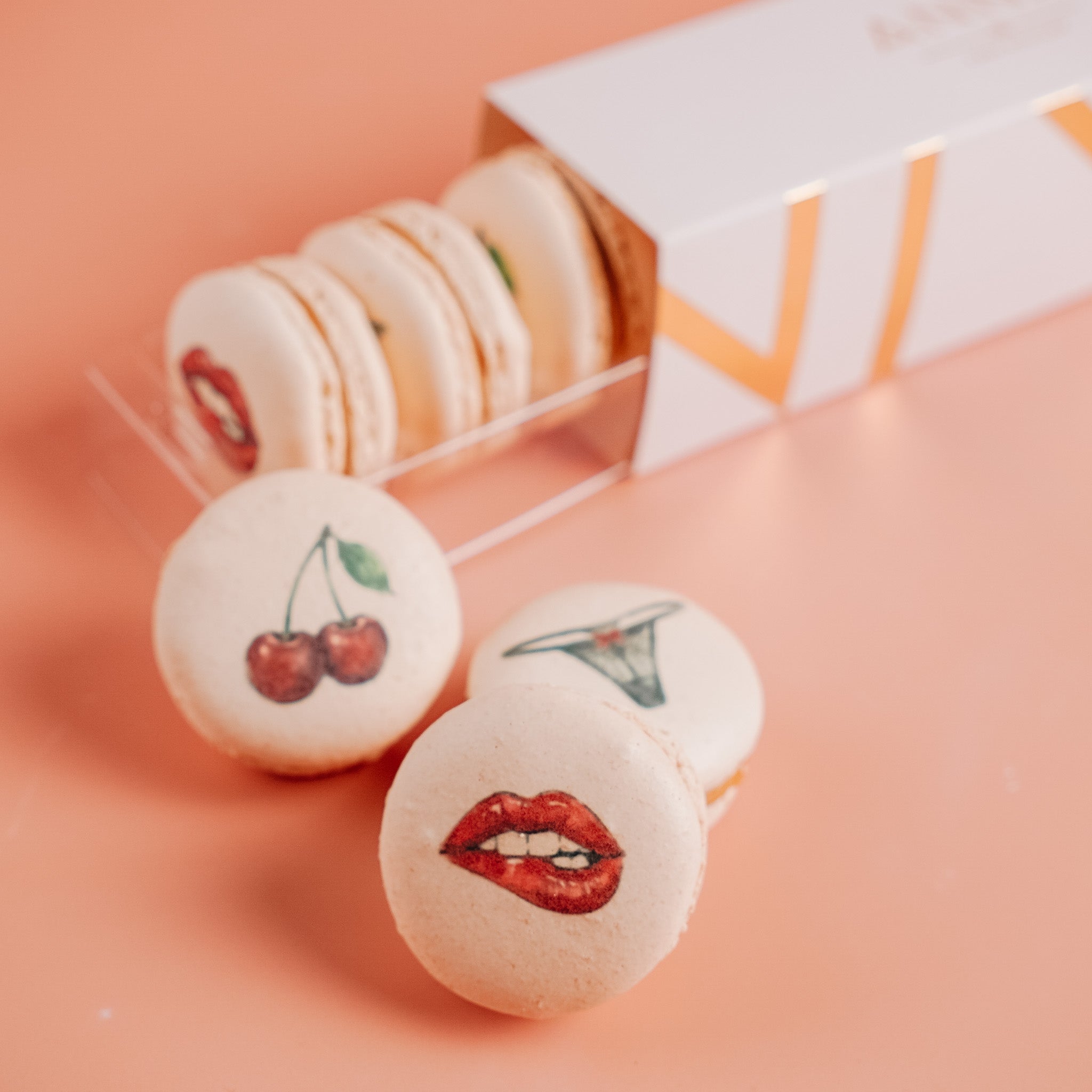 6-piece After Dark Macaron Box