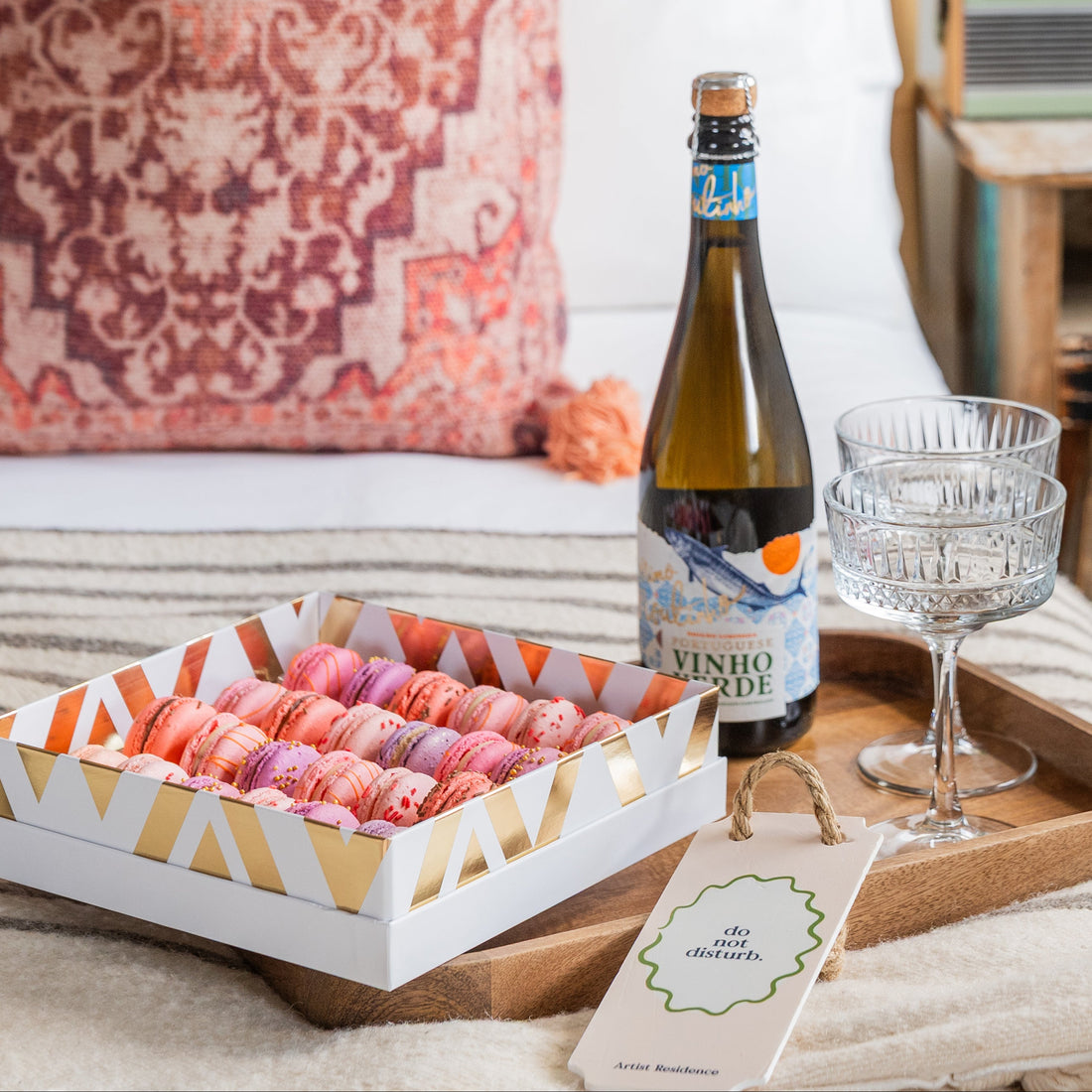 Shades of Pink | Mother’s Day 24 Piece Macaron Gift Box